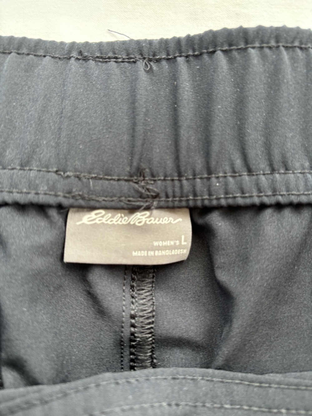 Eddie Bauer traveler pant, black - Picture 2 of 8